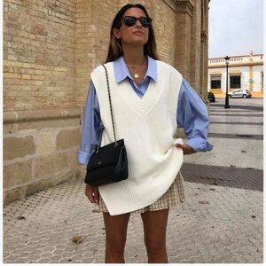 H&M Divided Cream Ribbed Knit Top Size Medium oversized